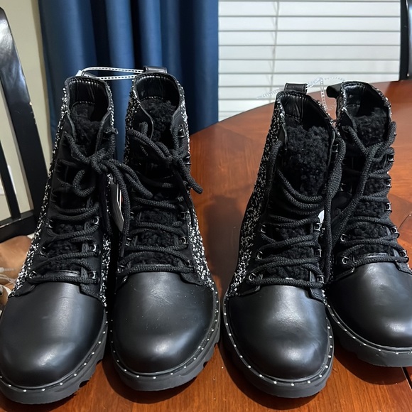 Sorel Lennox lazy Cozy Waterproof Lace-Up Boot - Picture 7 of 12